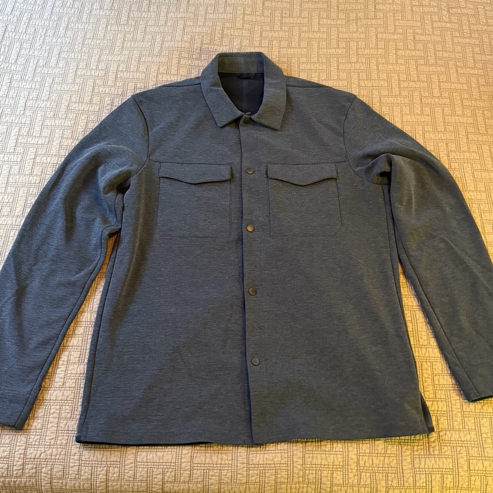 Lululemon Athletica Men's Sojourn Overshirt